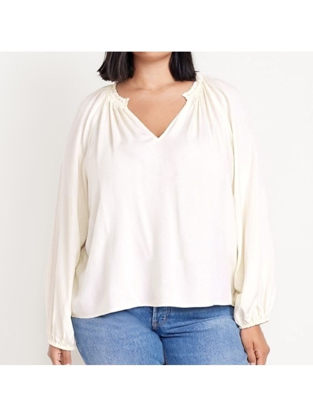 3X • Old Navy • Ivory Ruffled Split-Neck Top